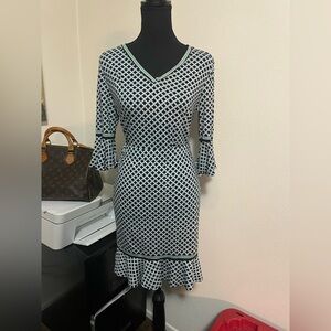 Max Studio Women's Multicolor Shirt (Sz Small) & Skirt (Sz Med)